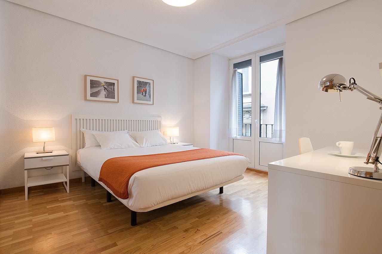 Apartamentos San Lorenzo 26 마드리드 외부 사진