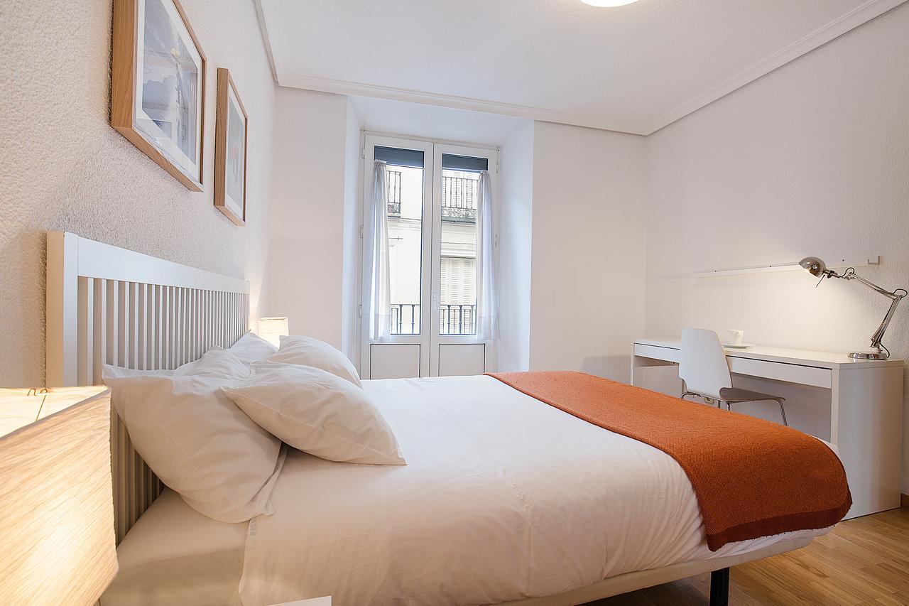 Apartamentos San Lorenzo 26 마드리드 외부 사진